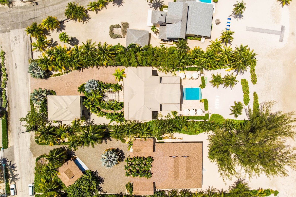 Moon Kai by Grand Cayman Villas gallery image 3