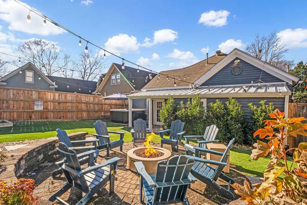 Down town Dream Stay – Two Luxury Homes -7BR! gallery image 2