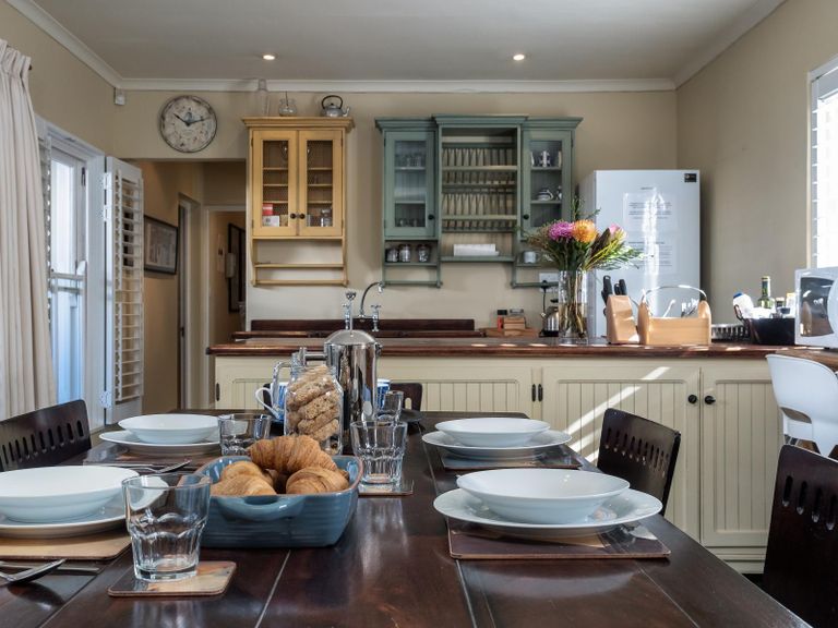 Kitchenette - Room