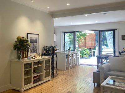 Hampton’s style beach house in the heart of Avalon