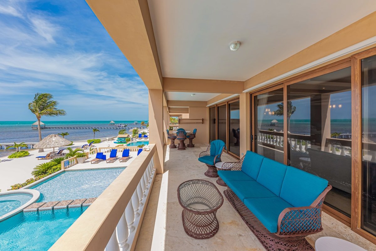 Isle Be Back – Luxury Beachfront Residence gallery image 4