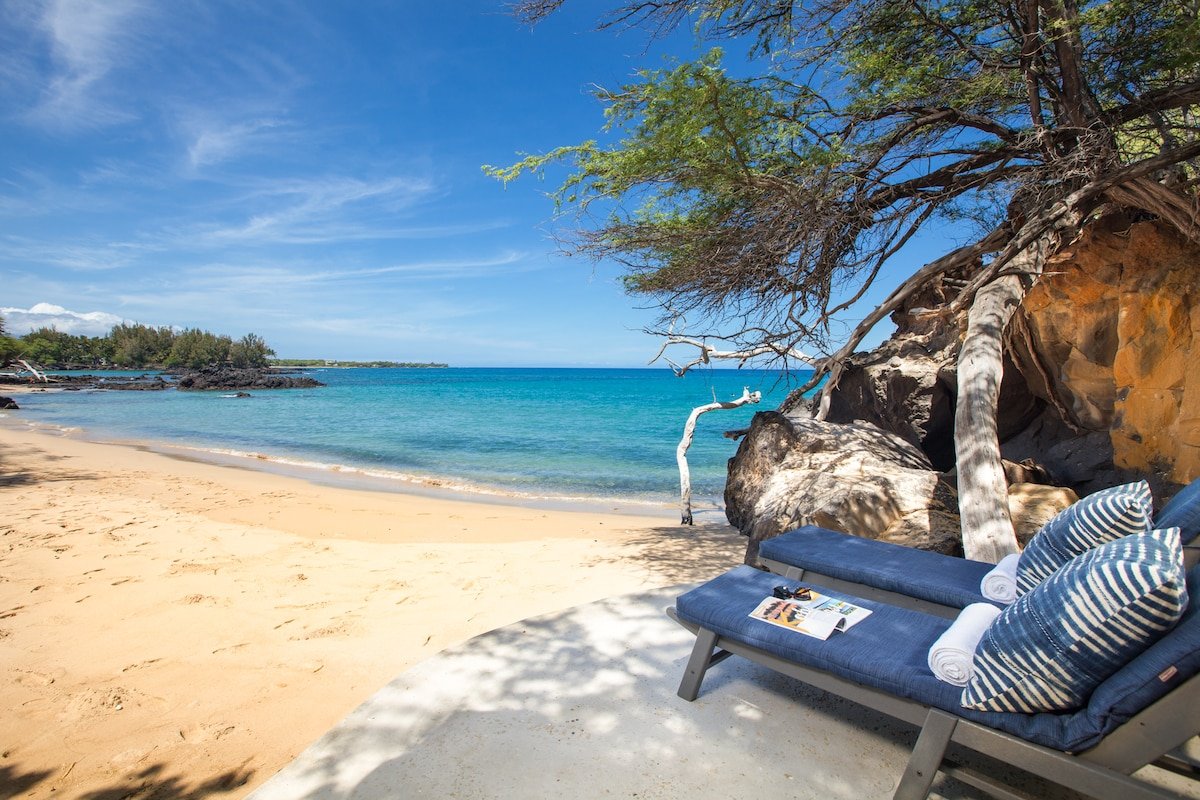 Classic Hawai’i Bungalow-Right on Waialea Bay gallery image 3