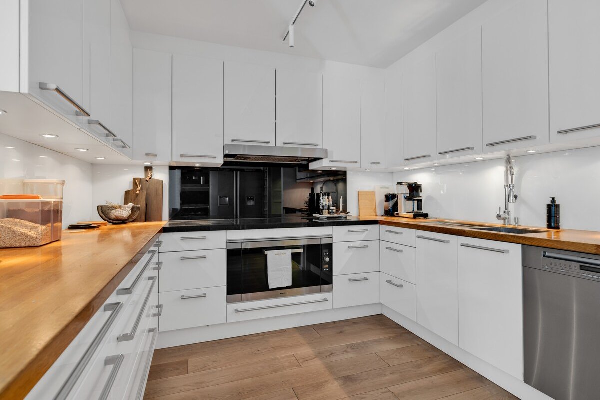 Most luxurious apartment on Airbnb in Oslo. gallery image 3