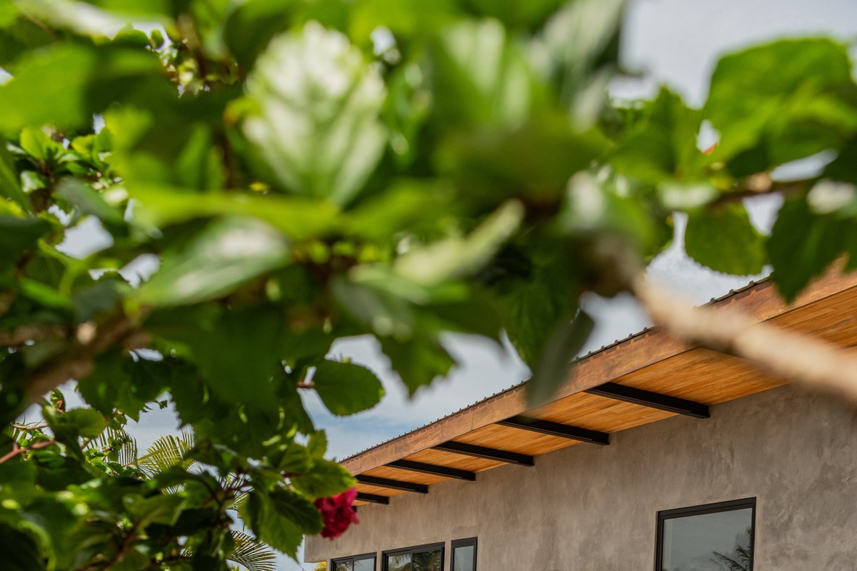 Waterfront 4bdrm villa 24 with pool and dock.