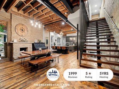 Chicago Mid-Century Gem with Rooftop Deck