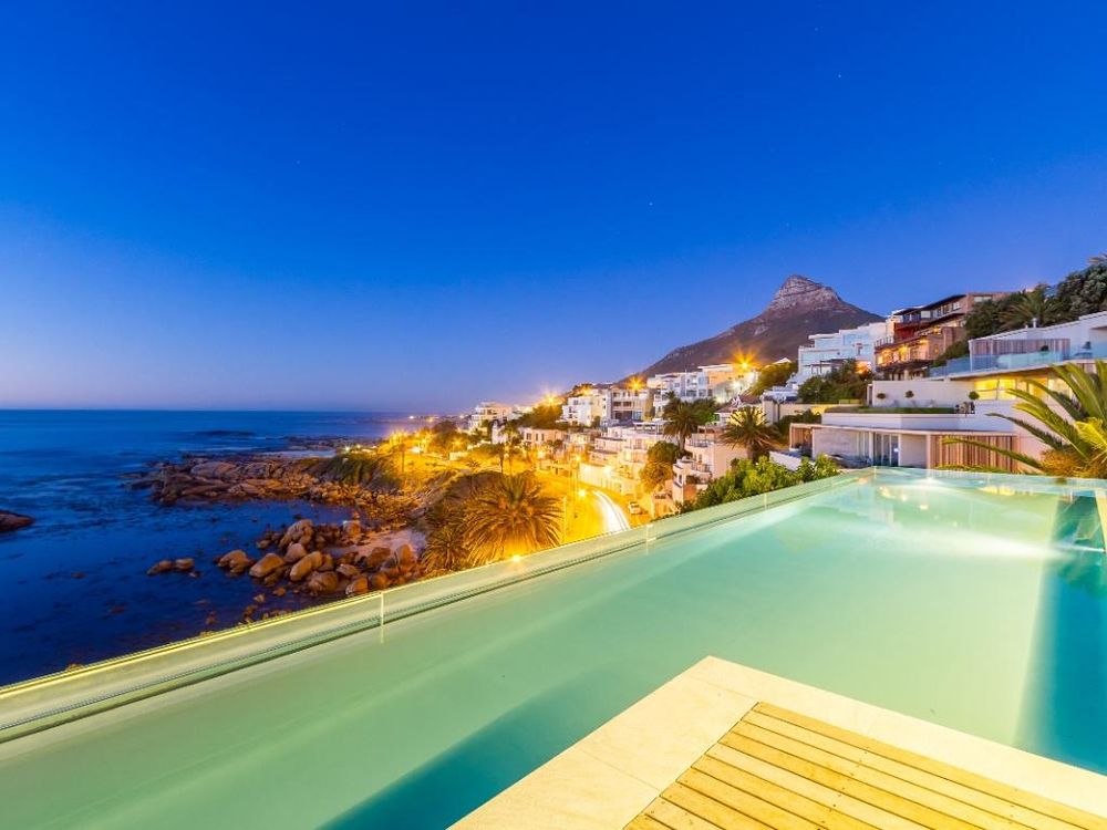 Photo 2 of Topaz accommodation in Camps Bay, Cape Town with 3 bedrooms and 3 bathrooms