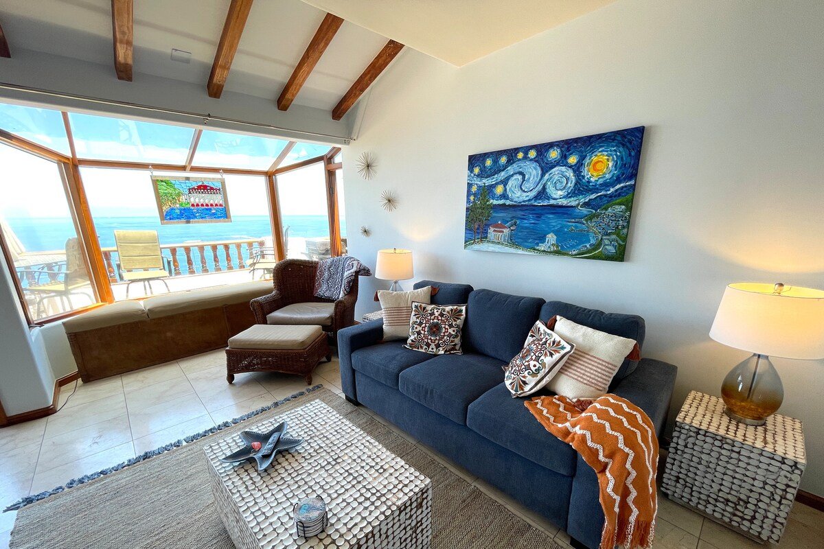 Gorgeous Catalina Villa in Hamilton Cove gallery image 5