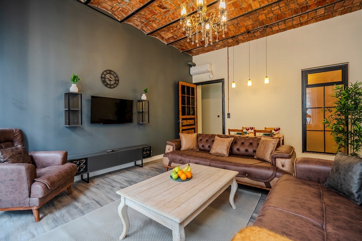 Renovated Flat Near Galata Tower. A/C in All Rooms gallery image 4