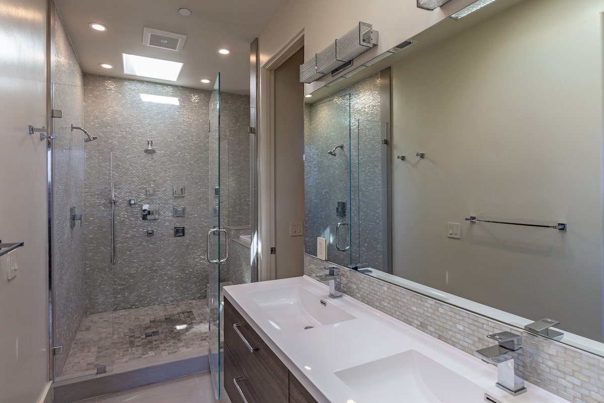 Stunning California Resort + Infinity Pool gallery image 4