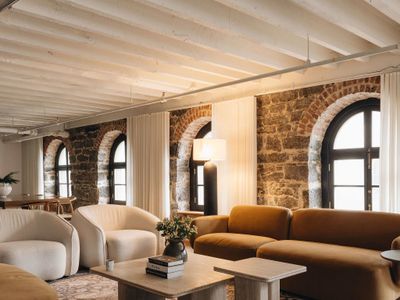 Dream 2 floor Penthouse|4BD-4BA|Old Mtl