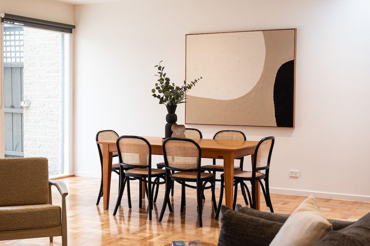 Elwood Sanctuary gallery image 4