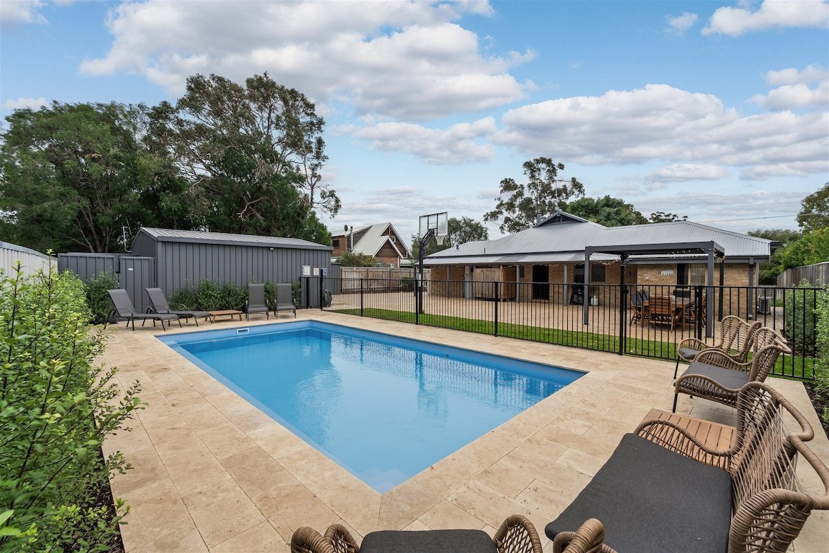 Prowse Beach House—Family Fun & Ocean Adventures gallery image 2