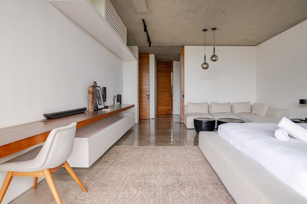 Luxe Bridge.villas : Modern Meets Tropical w/Chef gallery image 5