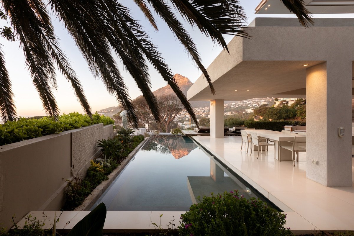 008 Villa gallery image 4