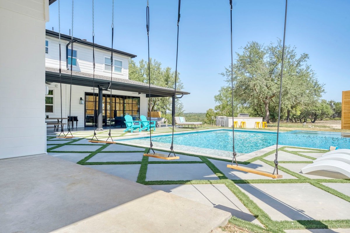 The Crown Jewel | Venue | Heated Pool | Sleep 30 gallery image 3