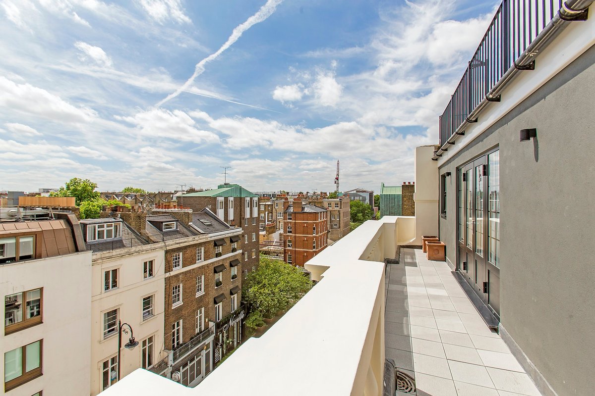Knightsbridge Three Bedroom Penthouse with Terrace