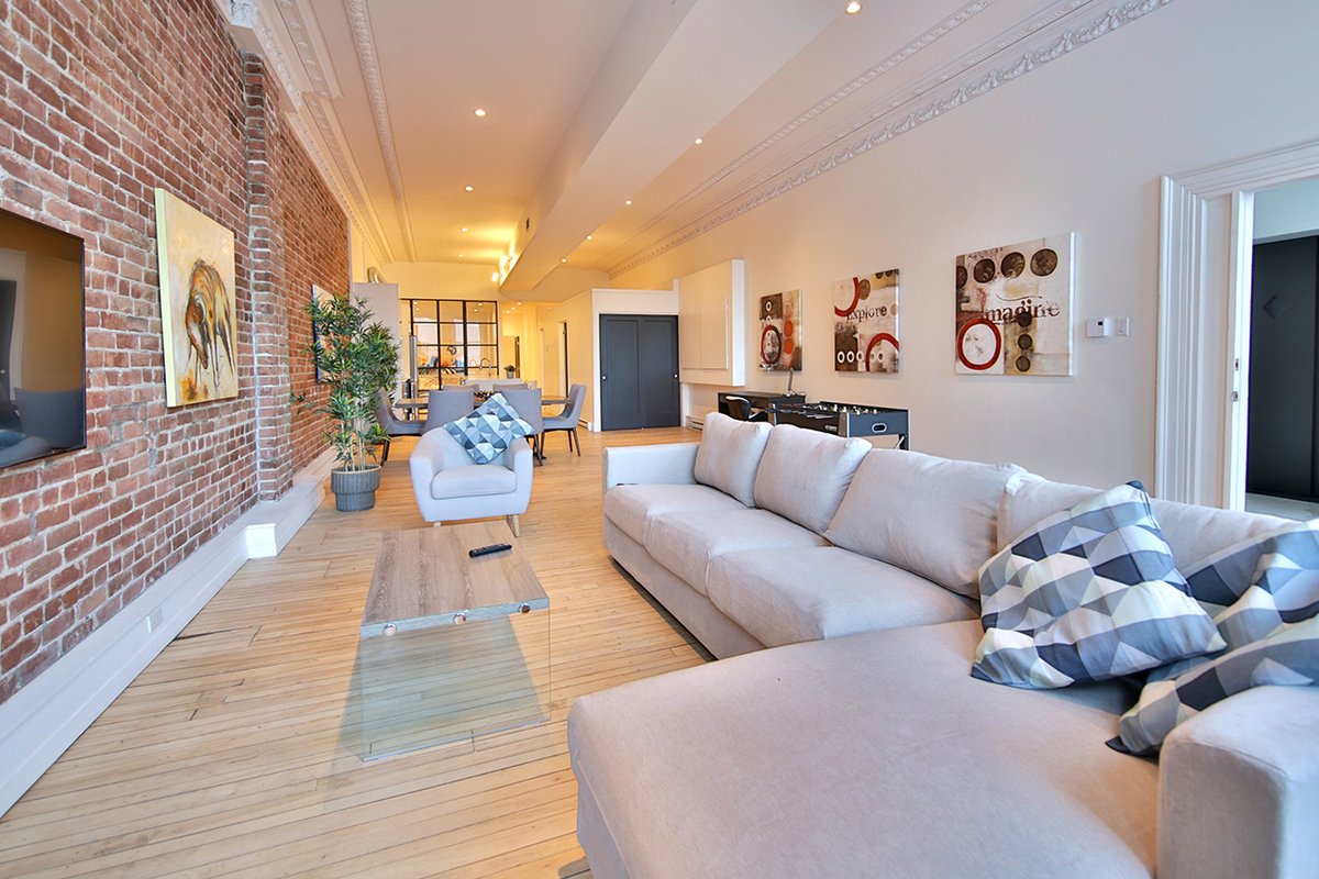 Elegant Condo in Old Montreal with Private Terrace