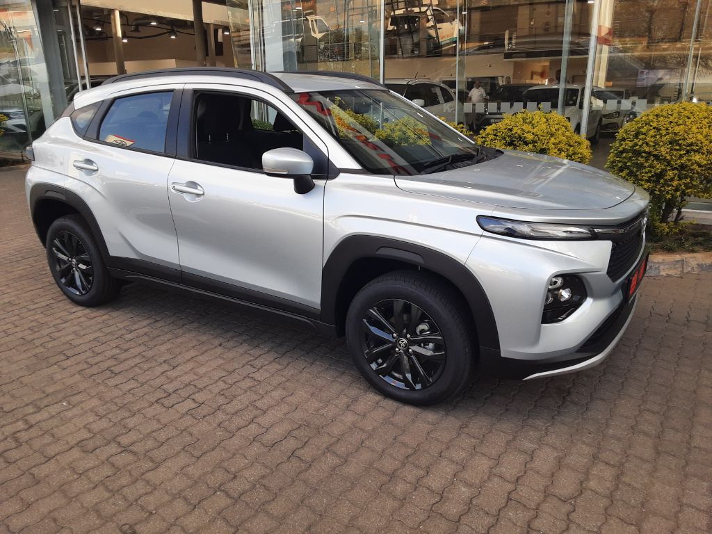 TOYOTA STARLET CROSS 1.5Xs for Sale in South Africa