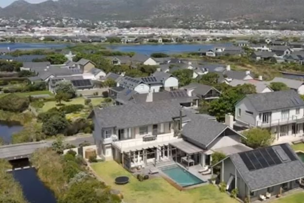 Spacious home with views in Eco Security Estate gallery image 2