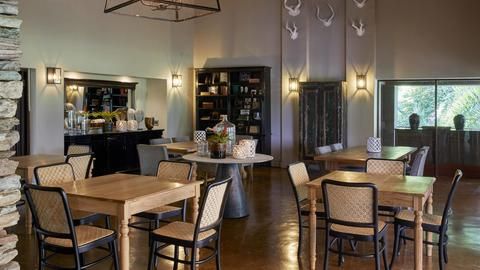 Lion Sands Tinga - Dining Room