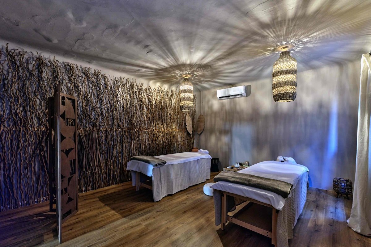 Breathtaking Villa Kalo Livadi gallery image 3