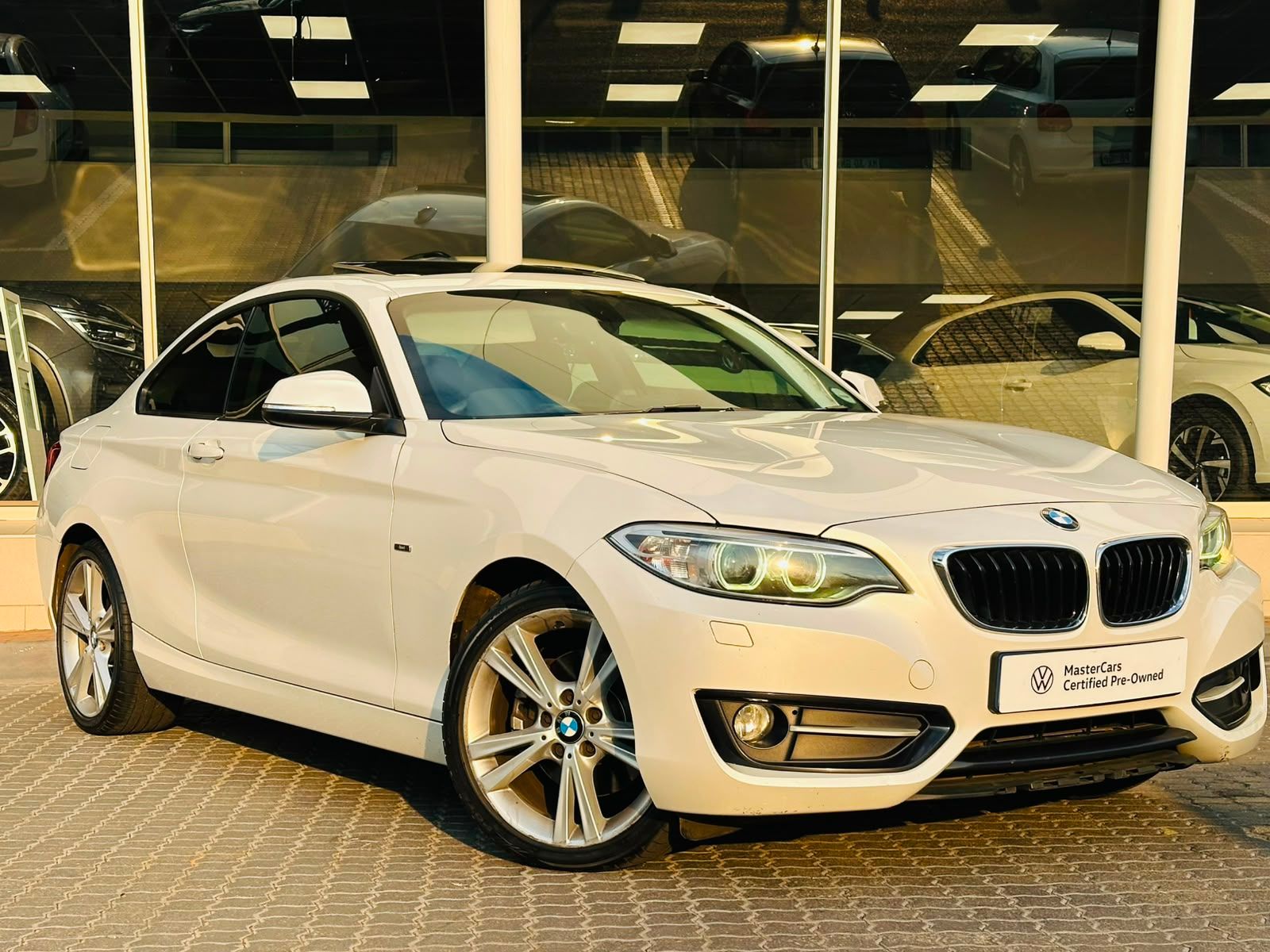 BMW 220i LUXURY LINE for Sale in South Africa