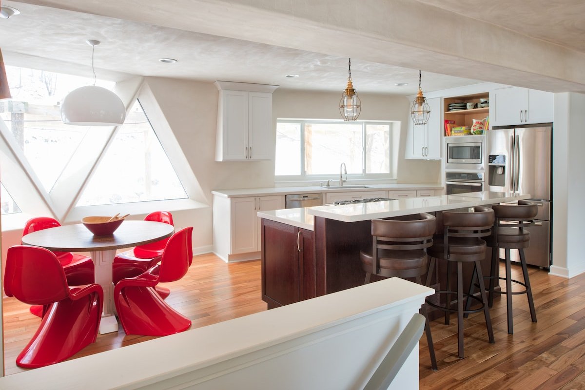 Geodesic dome home 8000 square feet of magic! gallery image 4