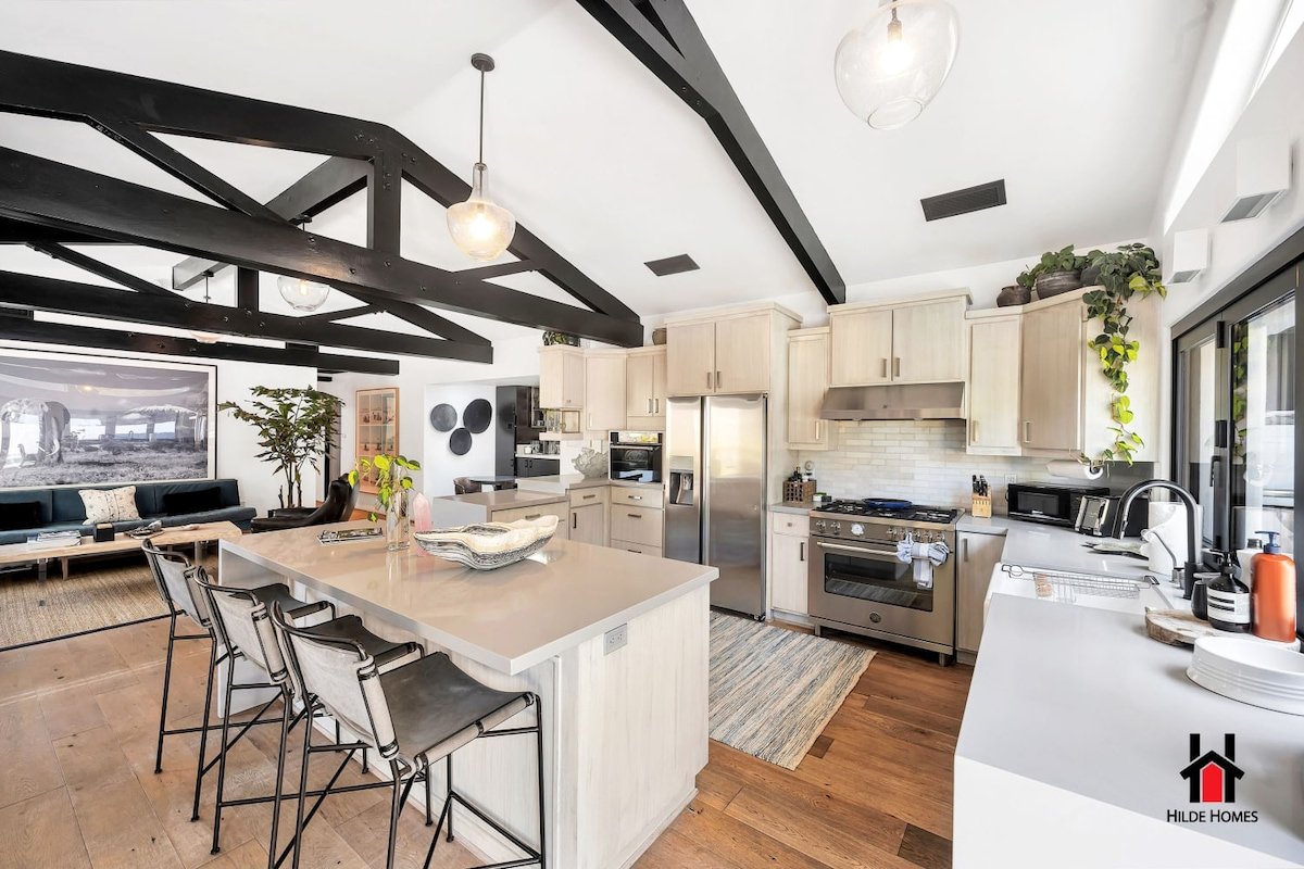 Mountain Oasis, Fire Pit, Pool, Breathtaking Views gallery image 4