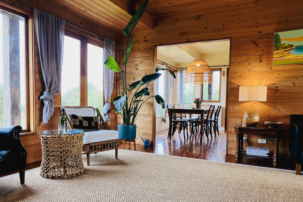 Pt Hesse Luxury Coastal Homestead gallery image 5