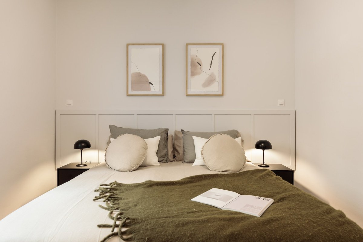 Laia Deluxe Terrace Apartment gallery image 4