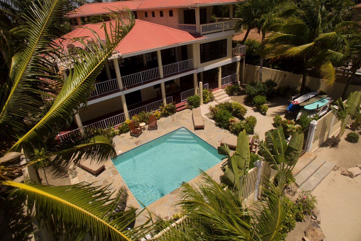 Large 5+ Bedroom Oceanfront w/ Pier and Pool