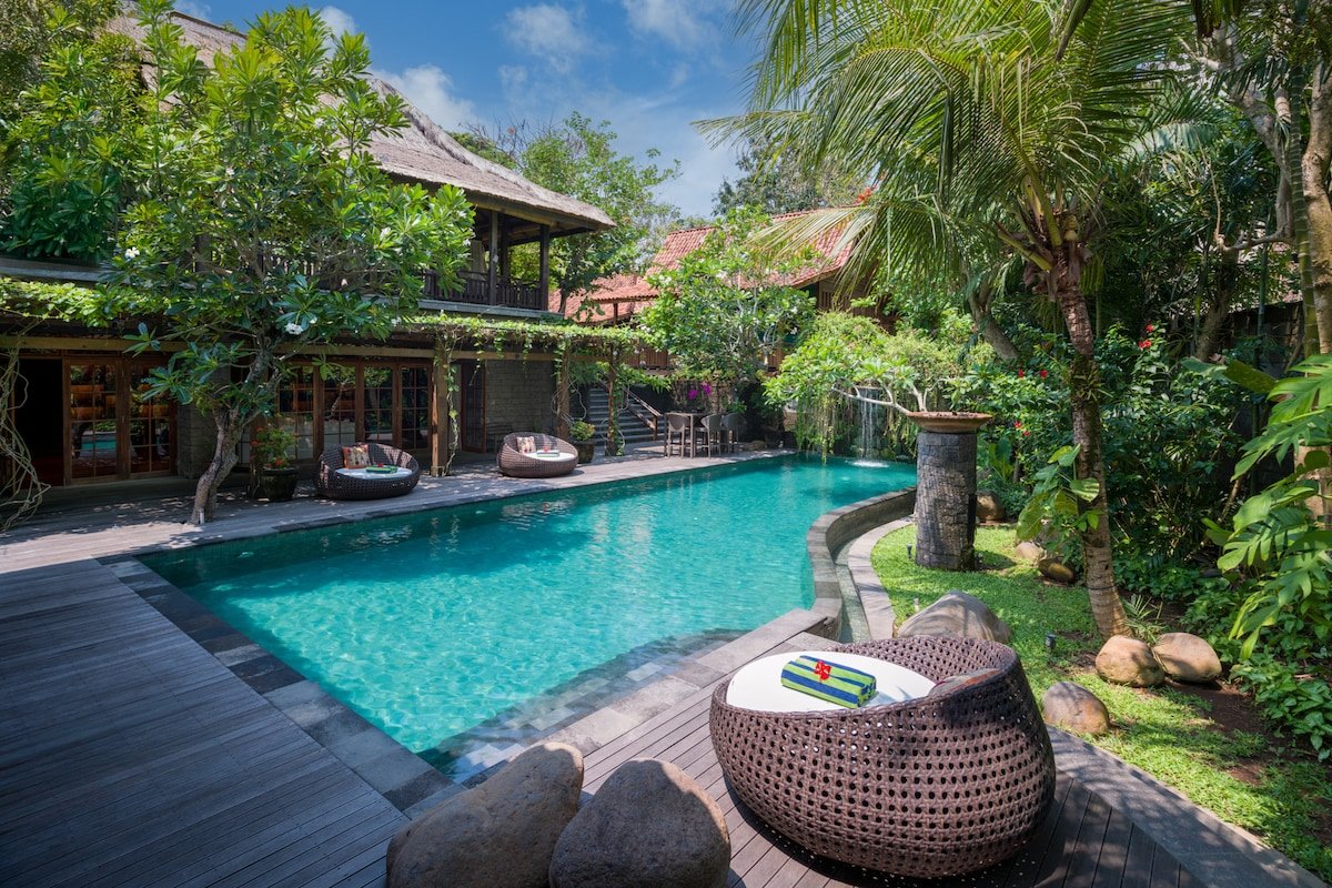 Villa Kapungkur: Wellness, Garden, Pool Pavilion