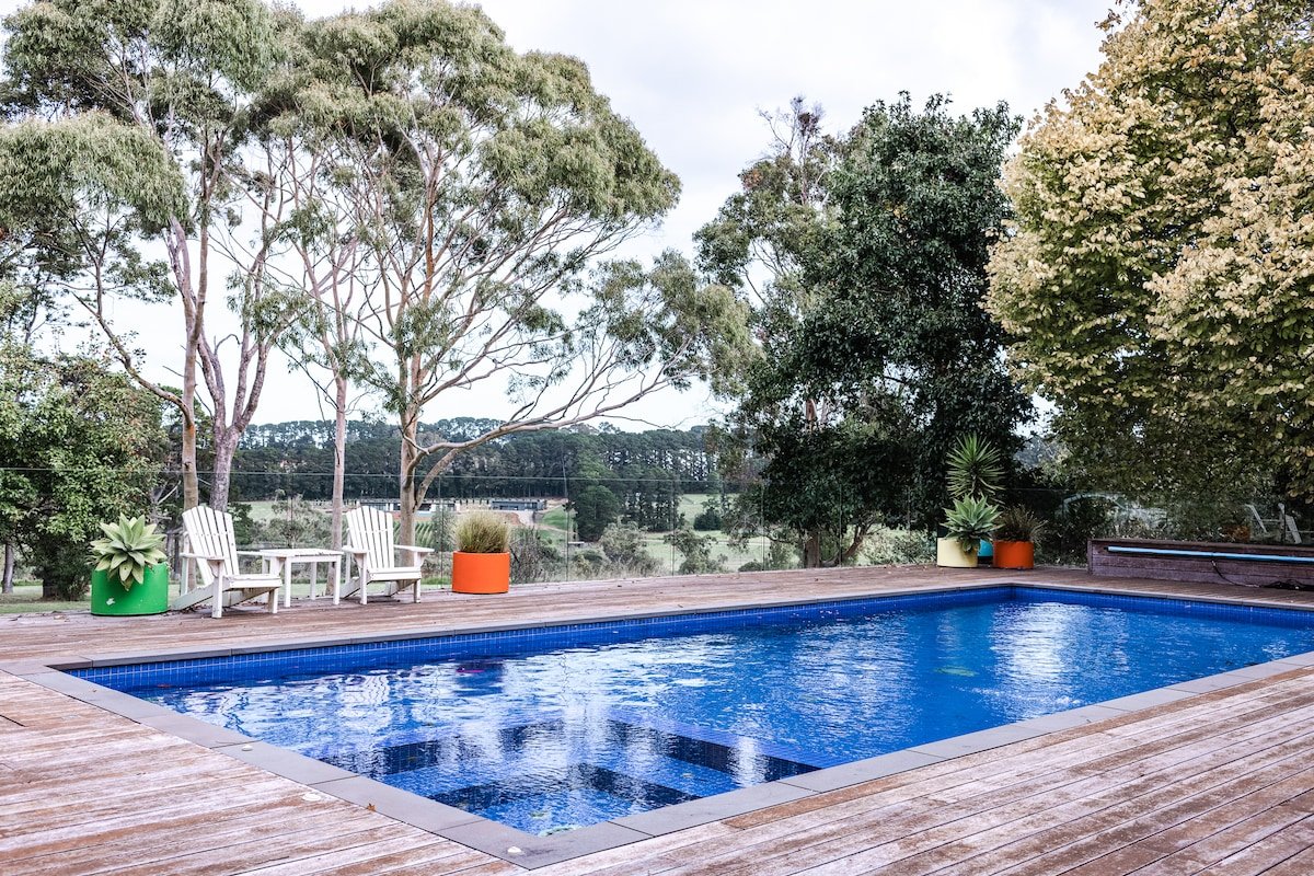 Nest on the Hill – A Luxurious Escape gallery image 4