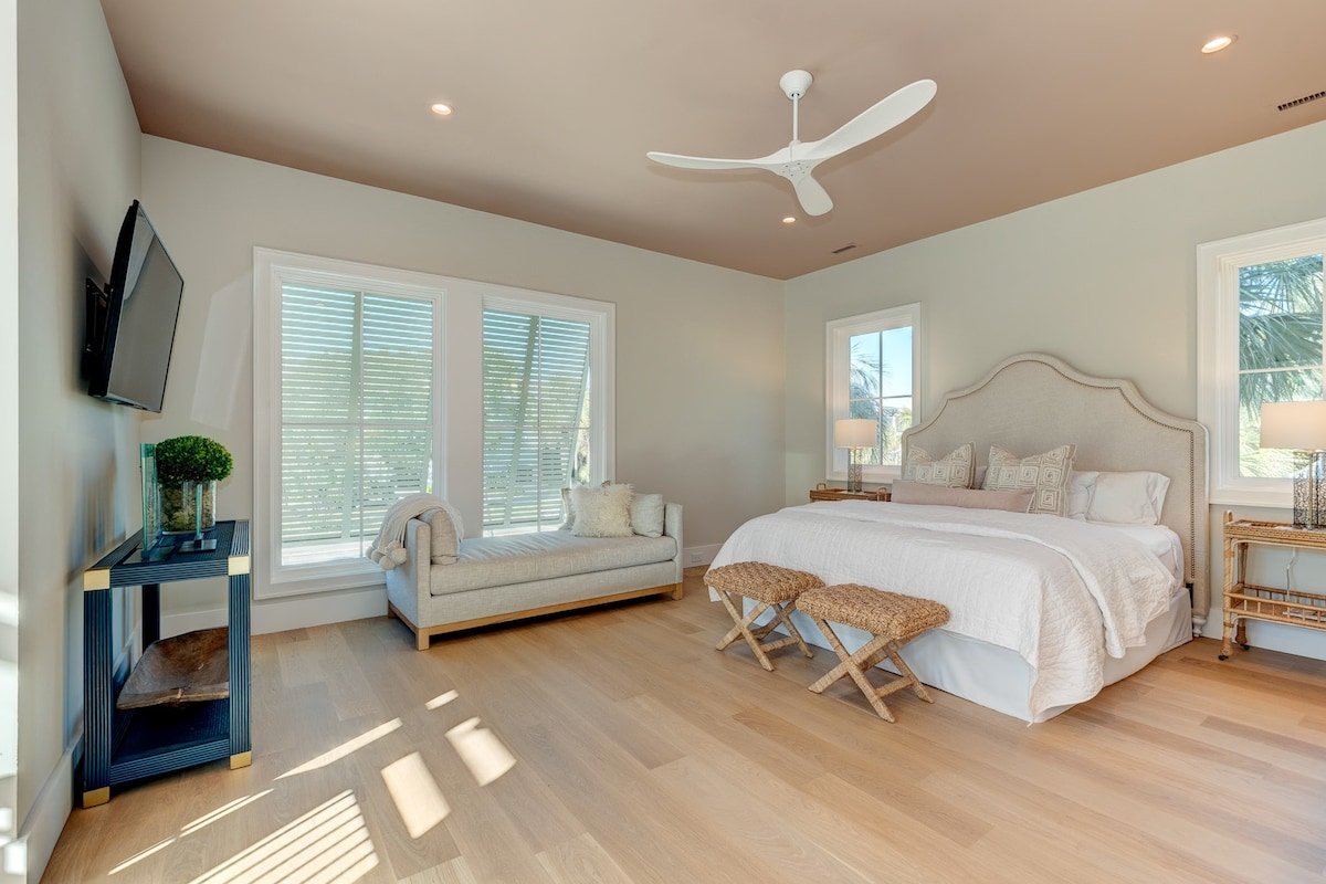 Brand New Custom Oceanfront home- 3706 Palm Blvd. gallery image 4