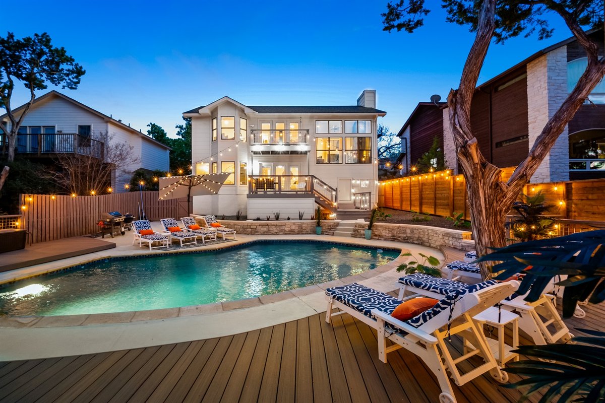 Misty Hill ~Best View in Austin~ Luxury Pool Oasis