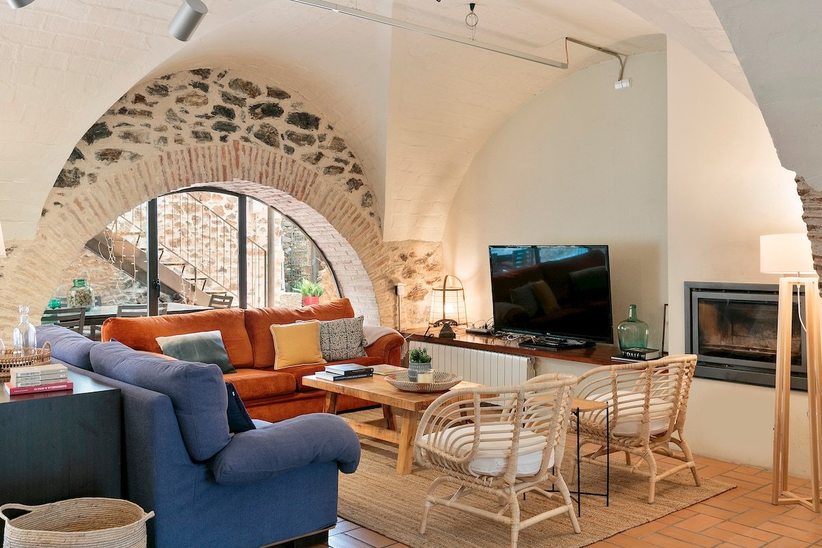 Garriguella- Roses – Pool Costa Brava House gallery image 4