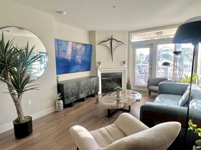 2-Bedroom Masterpiece! Pool View, Parking, Gym+Spa