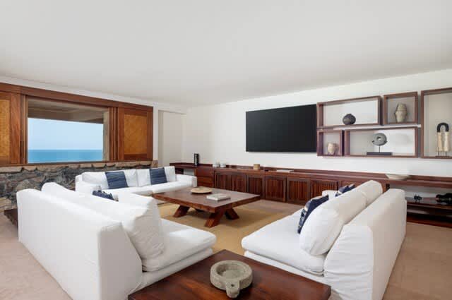 Secluded Oceanfront Sanctuary / Panoramic Views gallery image 4