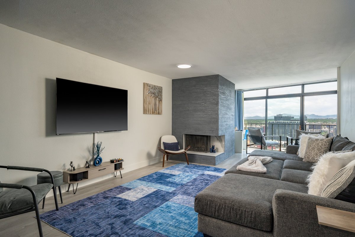 *16 Shower Head Steam shower! Insane mtn. views!