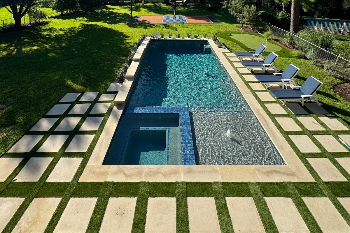 Lake Austin 4B Villa-Pickleball/Pool/Home Theater- gallery image 2