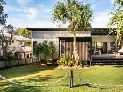 Sandyfeet 9 Mulloway St, Noosa North Shore QLD4565
