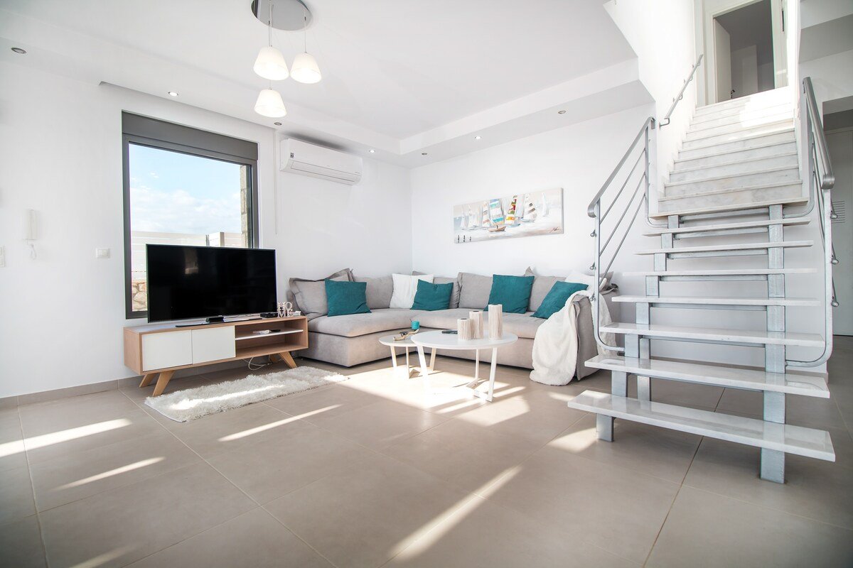 Gregorys Luxury Villa gallery image 5