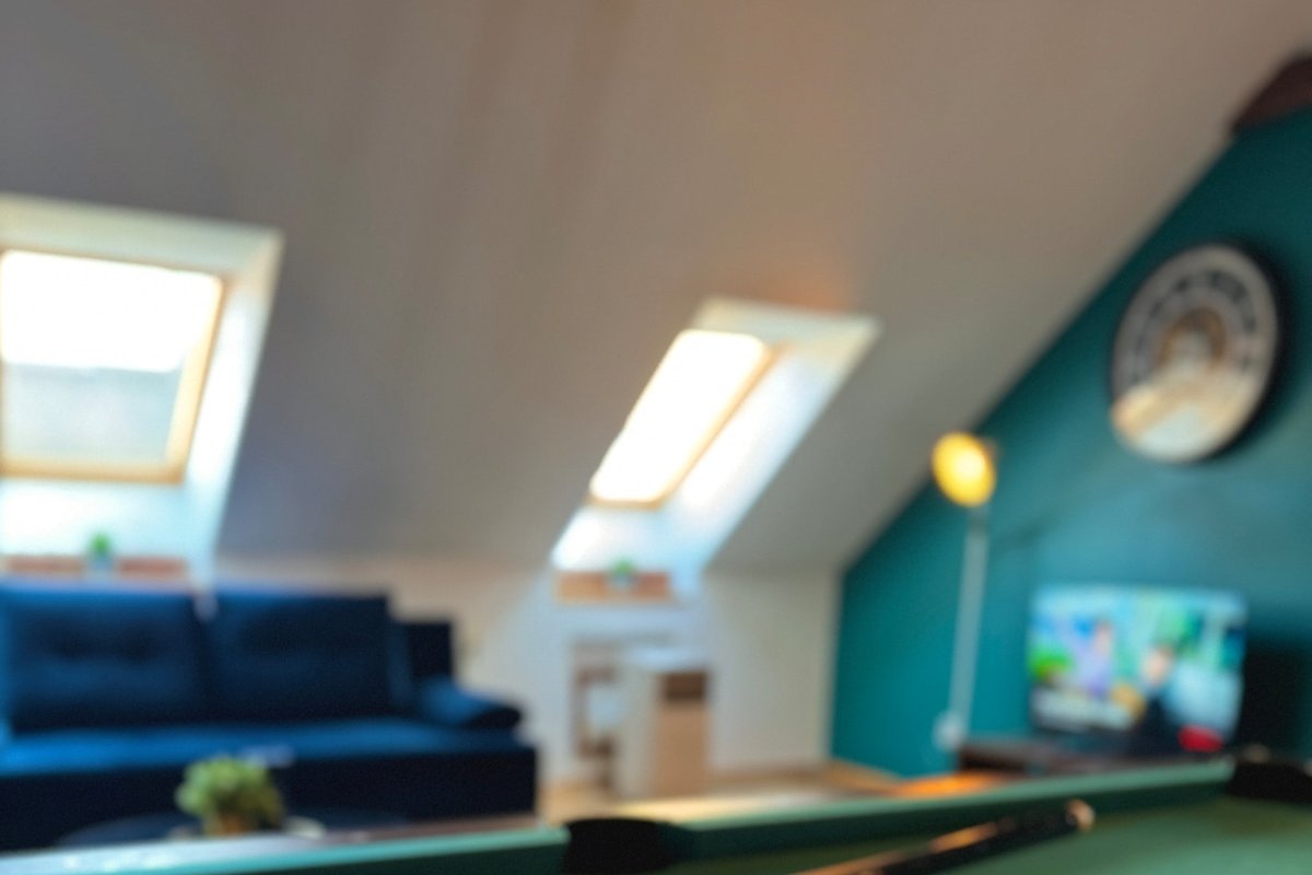 5BD Duplex with Billiard &Cinema central gallery image 4