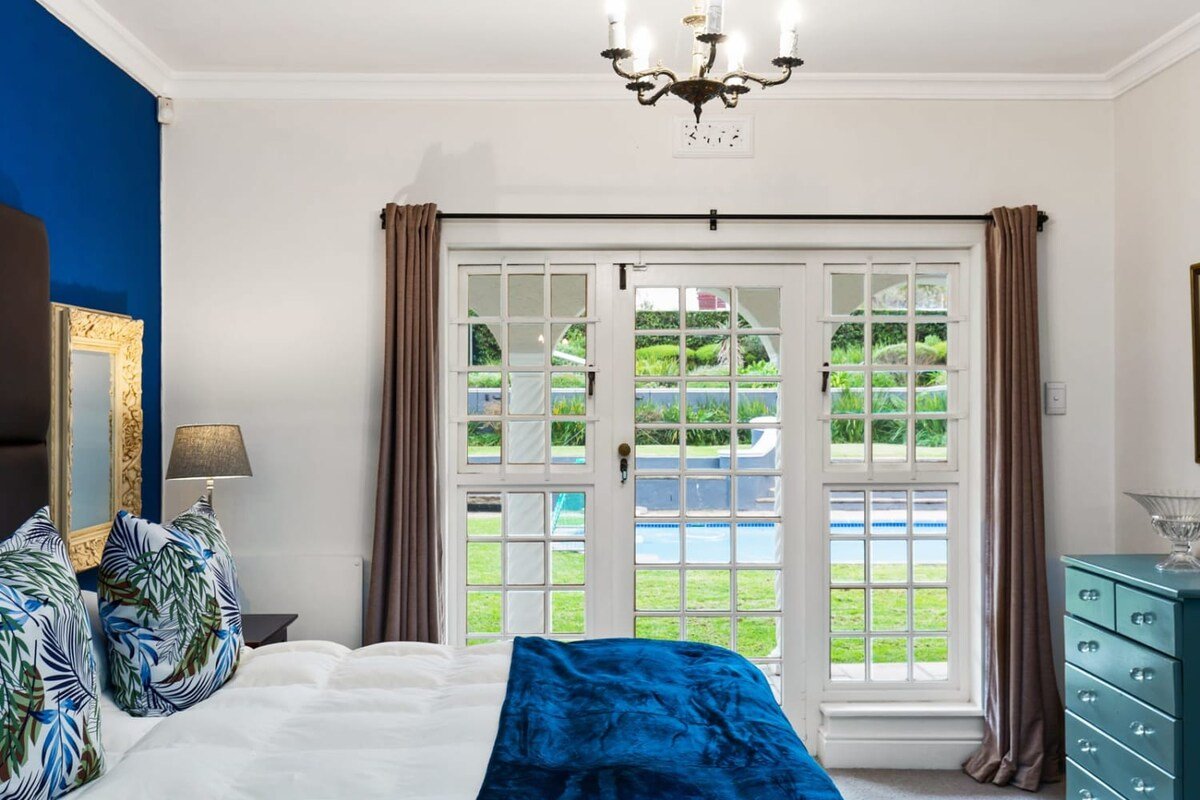 Heart of Constantia Winelands gallery image 3