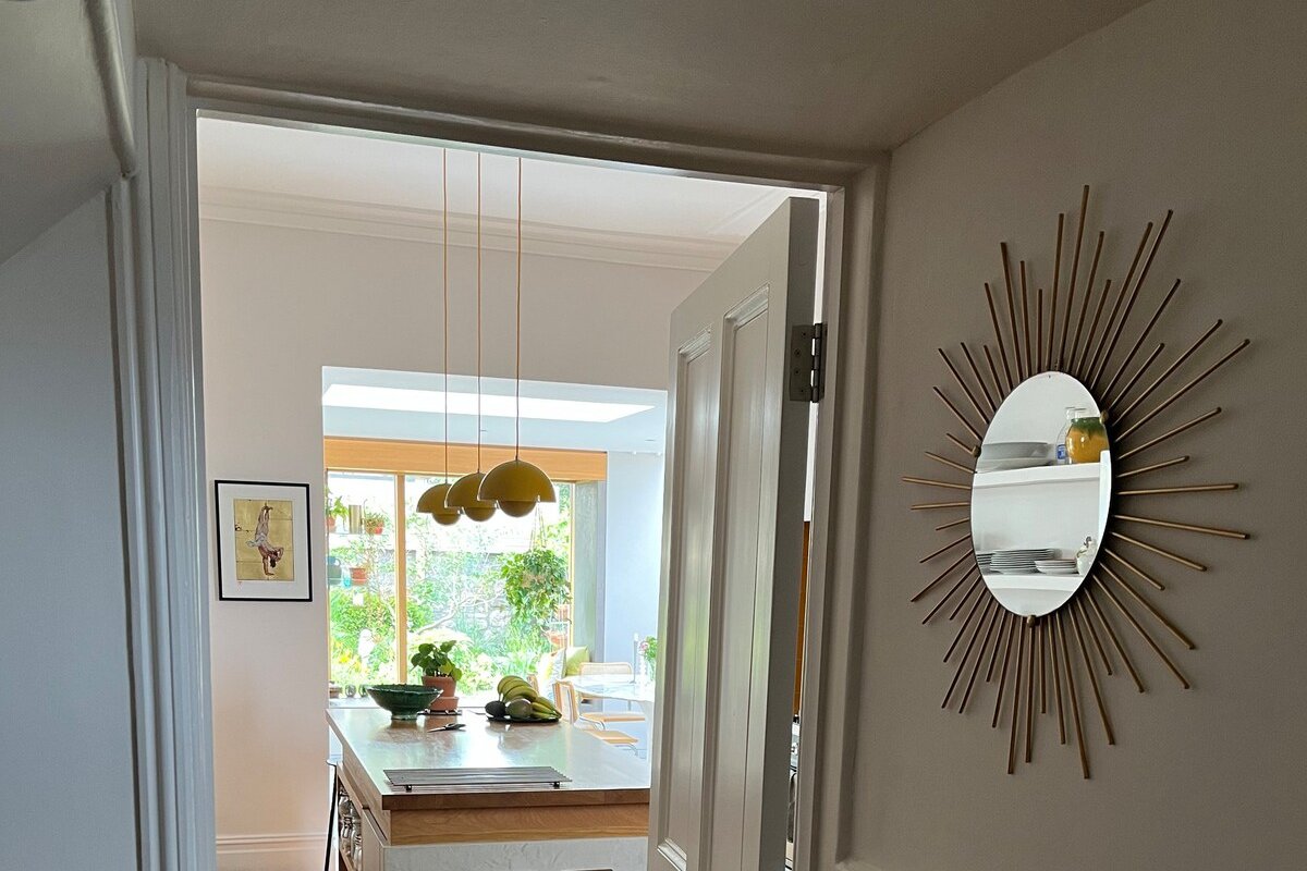 Stylish 3/4 Bed Home In Bristol’s Coolest Quarter gallery image 5