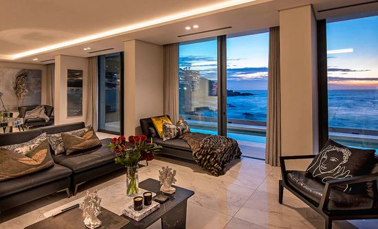 Photo 1 of Aurum 101 accommodation in Bantry Bay, Cape Town with 3 bedrooms and 4 bathrooms