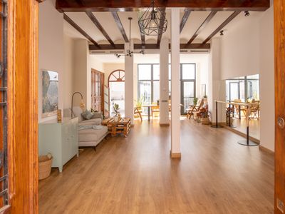 Historic Fishermen’s Gem 5’ from the Sea