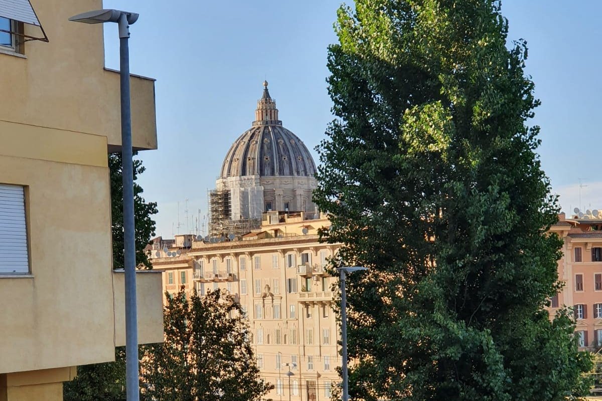 Chic Apartment Near St. Peter’s Square gallery image 3
