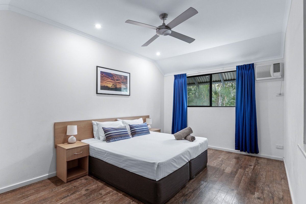 Cable Beach Apartments – 3 Bedrooms gallery image 5