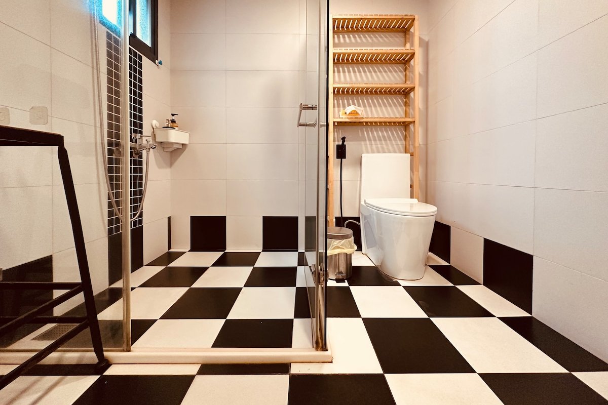 1 全新推出 西門MRT +西門紅樓+台北車站 適合8-16位 gallery image 5